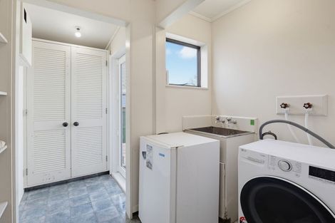 Photo of property in 64 Rhodes Drive, Kelvin Grove, Palmerston North, 4414