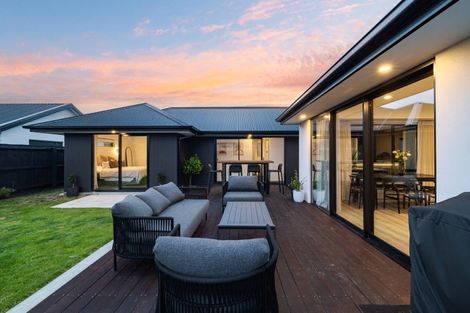 Photo of property in 11 Letitia Street, Burwood, Christchurch, 8083