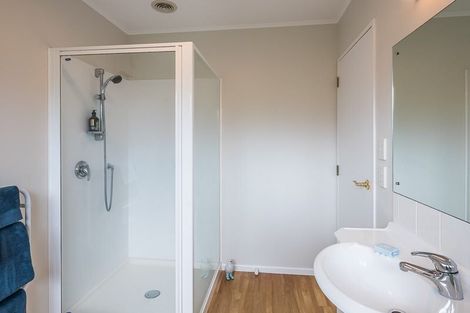 Photo of property in 105 Realm Drive, Paraparaumu, 5032