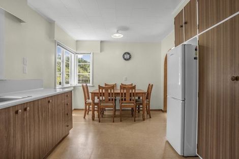 Photo of property in 52 Dover Road, Wainuiomata, Lower Hutt, 5014