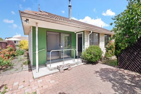 Photo of property in 3 Mchaffies Place, Wainoni, Christchurch, 8061