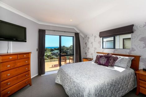 Photo of property in 401 Devon Street East, Strandon, New Plymouth, 4312