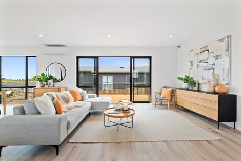 Photo of property in 21 Cadwil Drive, Beachlands, Auckland, 2018