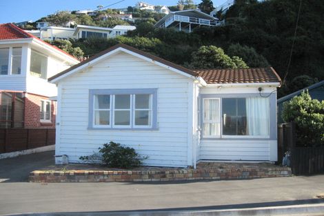 Photo of property in 111 Marine Parade, Seatoun, Wellington, 6022
