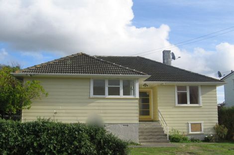 Photo of property in 16 Levant Street, Cannons Creek, Porirua, 5024