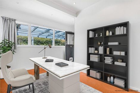 Photo of property in 37a Border Road, Henderson, Auckland, 0612