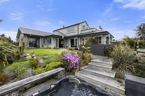 Photo of property in 349 Highcliff Road, Highcliff, Dunedin, 9013