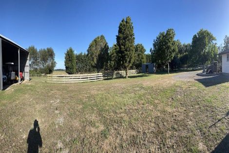 Photo of property in 729 Makerua Road, Tokomaru, Palmerston North, 4474