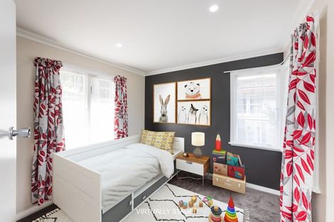 Photo of property in 17 Botanical Road, Takaro, Palmerston North, 4412