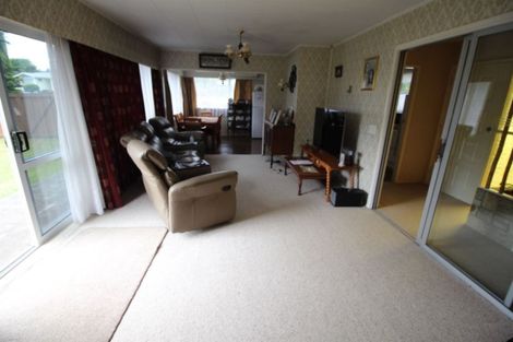 Photo of property in 63 Pohutukawa Drive, Tokoroa, 3420