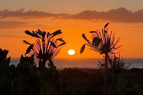 Photo of property in 7 Kent Avenue, Waitarere Beach, Levin, 5510