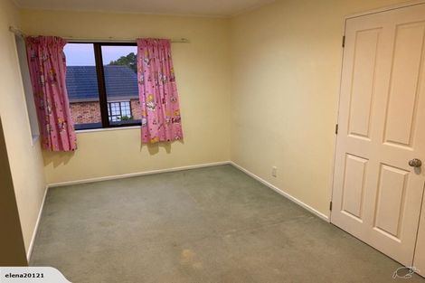 Photo of property in 2 Aspiring Avenue, Clover Park, Auckland, 2019