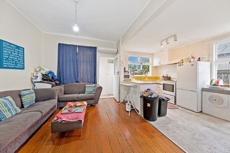Photo of property in 104 Barbour Street, Waltham, Christchurch, 8011