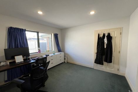 Photo of property in 103a Middlepark Road, Sockburn, Christchurch, 8042