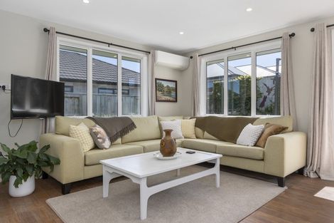 Photo of property in 27 Puhirake Crescent, Pyes Pa, Tauranga, 3112