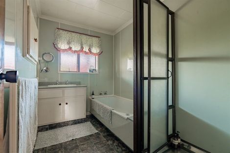 Photo of property in 15 Highgate, Milton, 9220