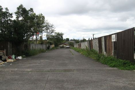 Photo of property in 2/45 Pah Road, Papatoetoe, Auckland, 2025