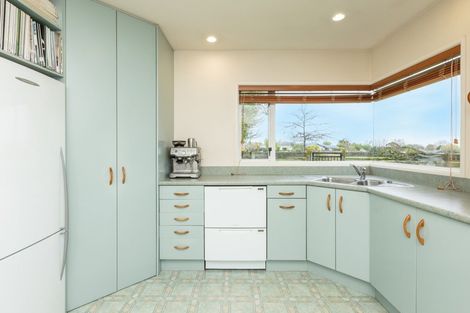 Photo of property in 12 Fairview Place, Havelock North, 4130