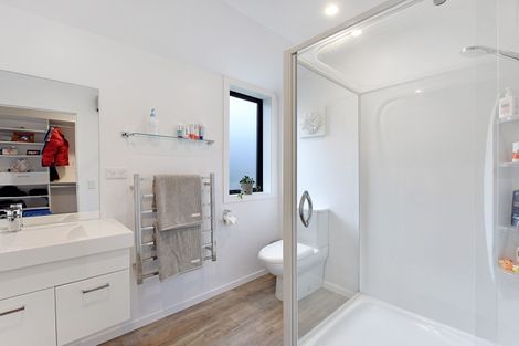 Photo of property in 70 Sanctuary Drive, Stoke, Nelson, 7011