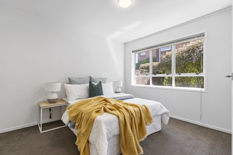 Photo of property in 2/6 Ingram Street, Papakura, 2110