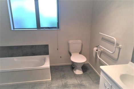 Photo of property in 9 Hamlet Lane, Heathcote Valley, Christchurch, 8022