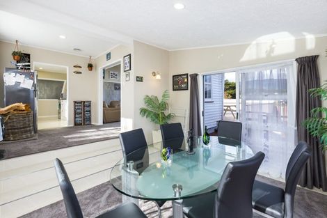 Photo of property in 19 Sunnyview Drive, Brown Owl, Upper Hutt, 5018