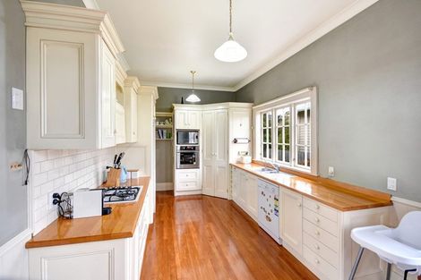 Photo of property in 37 Somerville Street, Andersons Bay, Dunedin, 9013