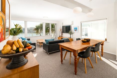 Photo of property in 37 The Crescent, Roseneath, Wellington, 6011