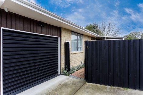 Photo of property in 2/177a Grimseys Road, Redwood, Christchurch, 8051
