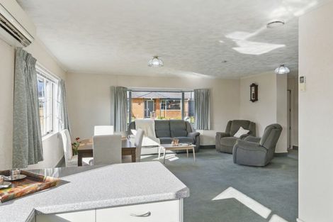 Photo of property in 3 Surrey Lane, Levin, 5510