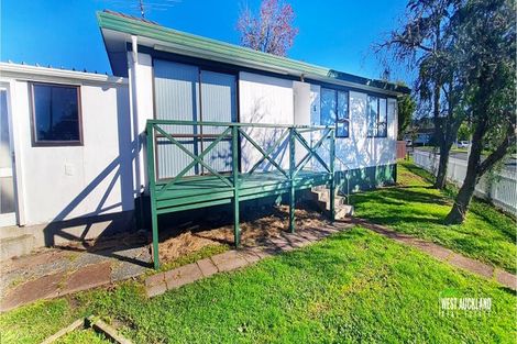 Photo of property in 1/67 Luanda Drive, Ranui, Auckland, 0612