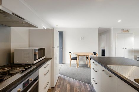 Photo of property in 2/21 Fifth Avenue, Enderley, Hamilton, 3214