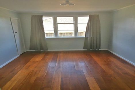 Photo of property in 11 Dowding Street, Melville, Hamilton, 3206