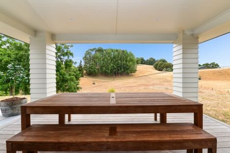 Photo of property in 166 Foster Road, Temple View, Hamilton, 3290