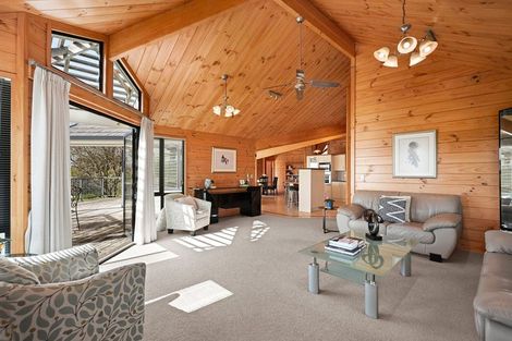Photo of property in 30 Stonebridge Road, Temple View, Hamilton, 3289