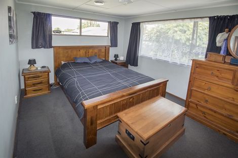 Photo of property in 19 Queen Street, Pareora, 7912