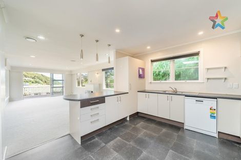 Photo of property in 9 Damian Grove, Waterloo, Lower Hutt, 5011