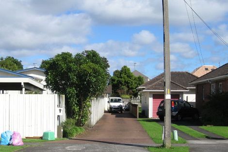 Photo of property in 1/33 Hattaway Avenue, Bucklands Beach, Auckland, 2012