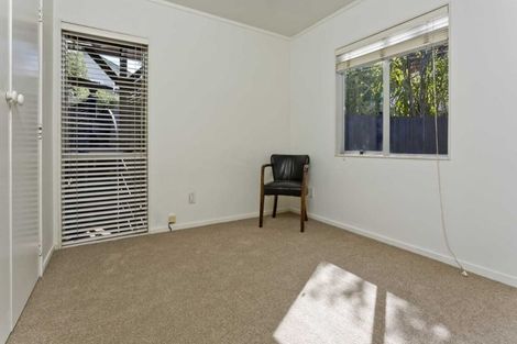 Photo of property in 2/31 Lake Road, Devonport, Auckland, 0624