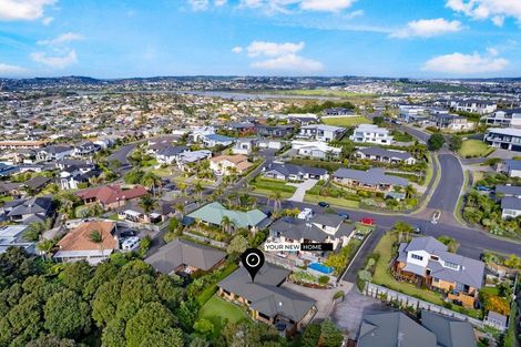 Photo of property in 11 Grovenor Drive, Orewa, 0931