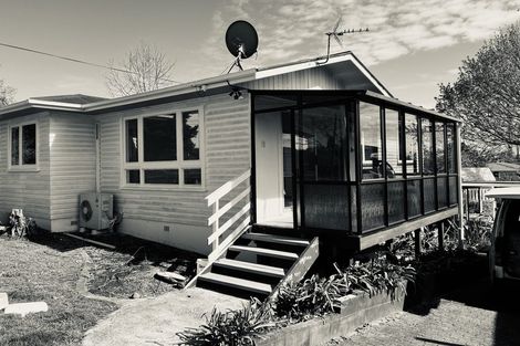 Photo of property in 8 Wanaka Place, Glenview, Hamilton, 3206