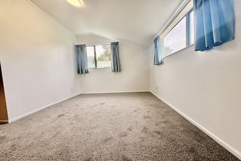 Photo of property in 2/8 Fitzwilliam Drive, Torbay, Auckland, 0630