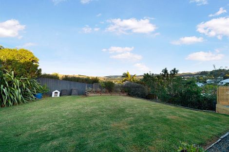 Photo of property in 32 Te Kauri Place, Helensville, 0800