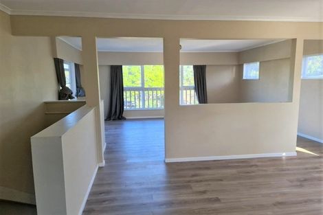 Photo of property in 13 Emirau Place, Glenfield, Auckland, 0629