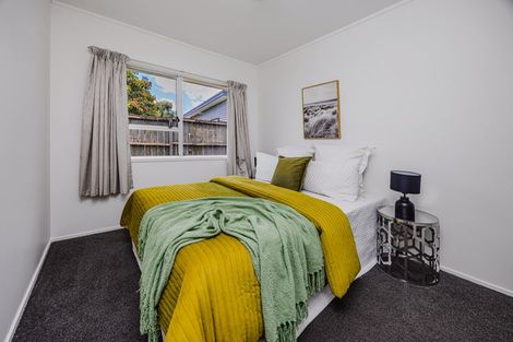 Photo of property in 4/3 Corin Avenue, Manurewa, Auckland, 2102