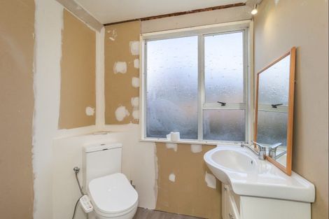 Photo of property in 40 Mako Mako Road, Levin, 5510