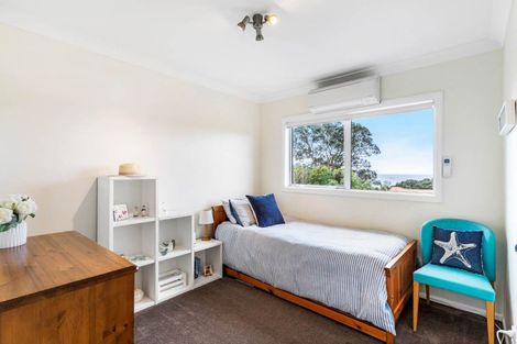 Photo of property in 286 Whangaparaoa Road, Red Beach, 0932