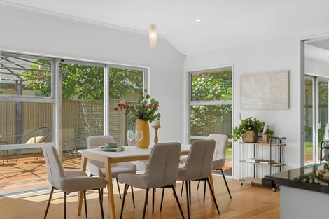 Photo of property in 21 Westpark Drive, Burnside, Christchurch, 8053