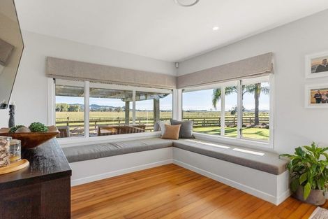 Photo of property in 294 Clevedon Kawakawa Road, Clevedon, Papakura, 2585