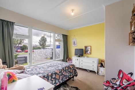 Photo of property in 645 Tay Street, Hawthorndale, Invercargill, 9810